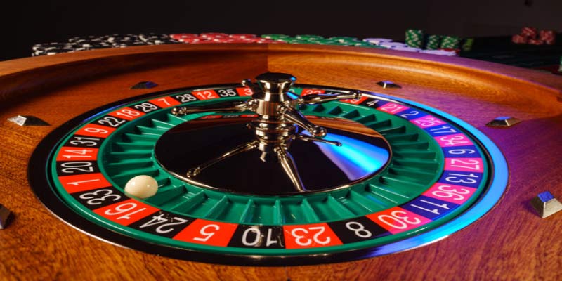 Roulette Wheel – The Spinning Icon of Casino Thrills
